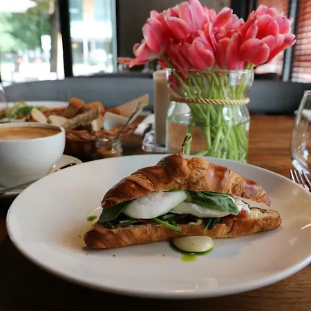 Apartamento Comfy With Great View By Cooee *